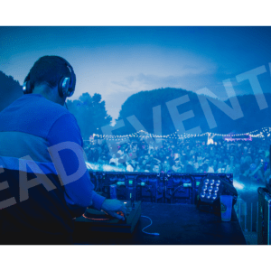 sonorisation d'evenement professionnel ou prive. Location de materiel de sonorisation avec installation pour Mariage, anniversaire, kermesse, fête de village, soirée... Retrouvez nous dans les Landes, en Gironde, dans les Pyrénées-Atlantiques et dans le Gers.